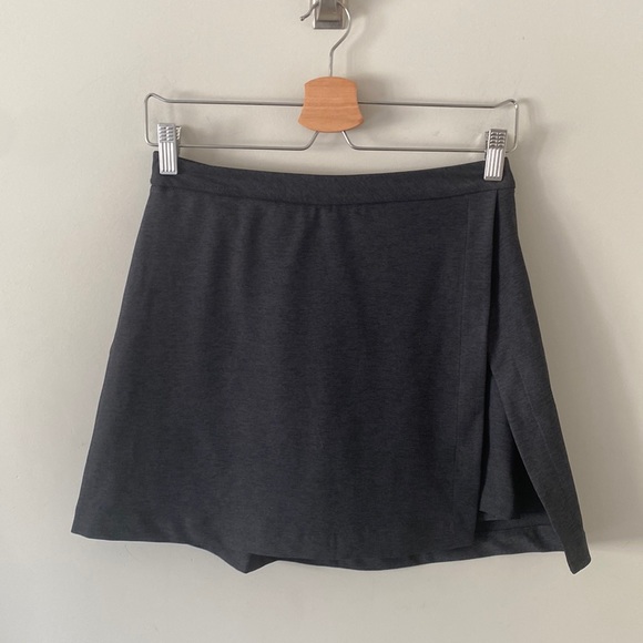 Outdoor Voices Dresses & Skirts - NWT Outdoor Voices Charcoal Court Skort